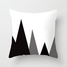 Load image into Gallery viewer, Black and White Geometric Pillow Cover
