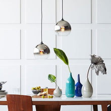 Load image into Gallery viewer, MIRRORED GOLD GRADIENT PENDANT LIGHT
